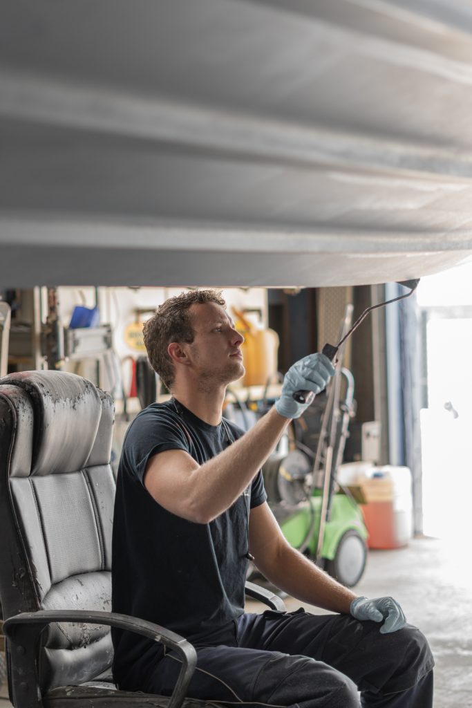 polyester reparatie boot