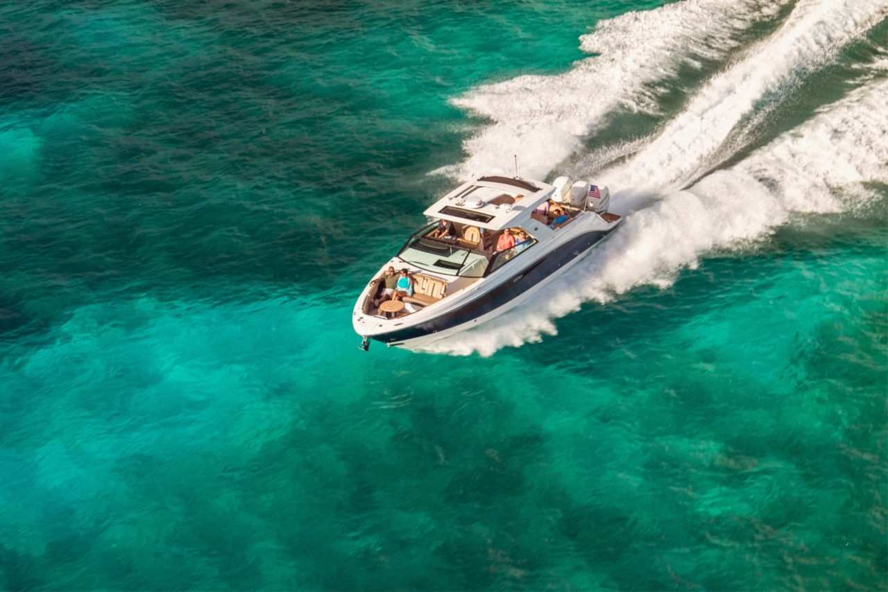 Sea Ray nu exclusief bij Holland Sport Boat Centre in de Dutch Caribbean!